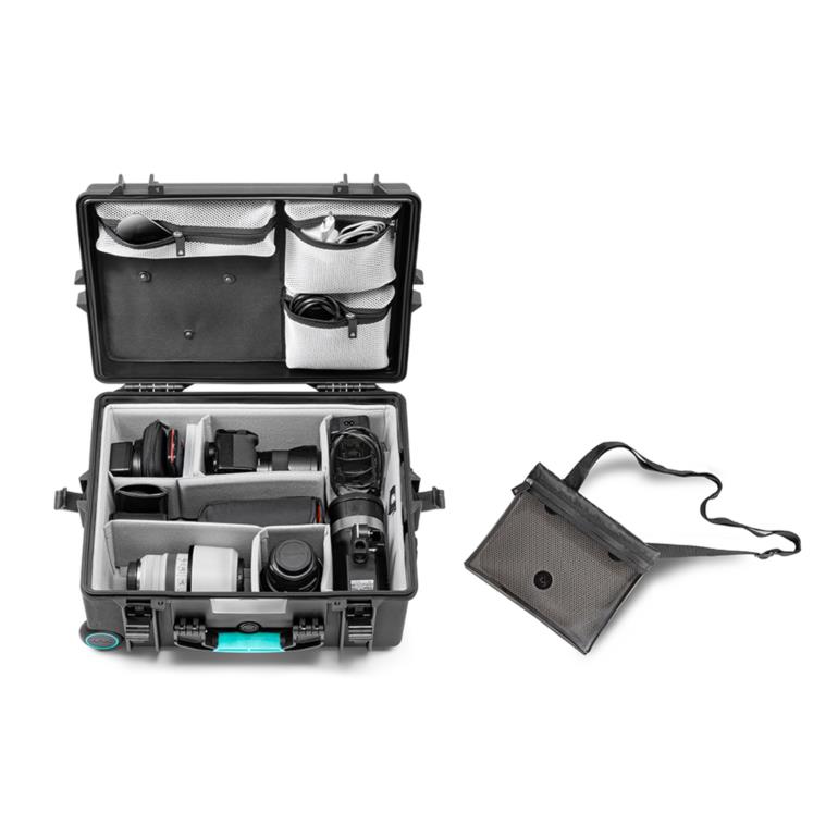 HPRC#2600WPROBLB wheeled waterproof protective case. 